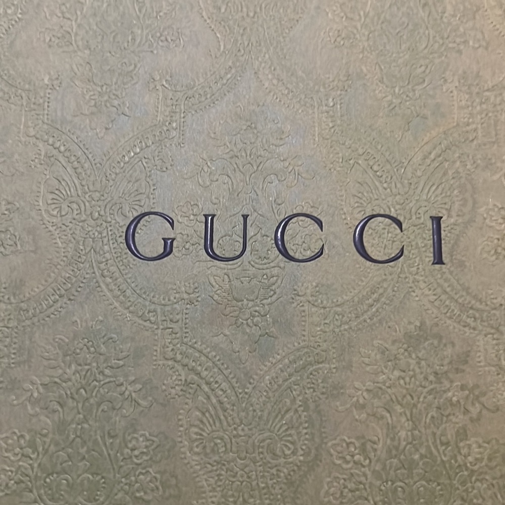 Gucci Empty Box With Tissue, Certificates And Dus… - image 2